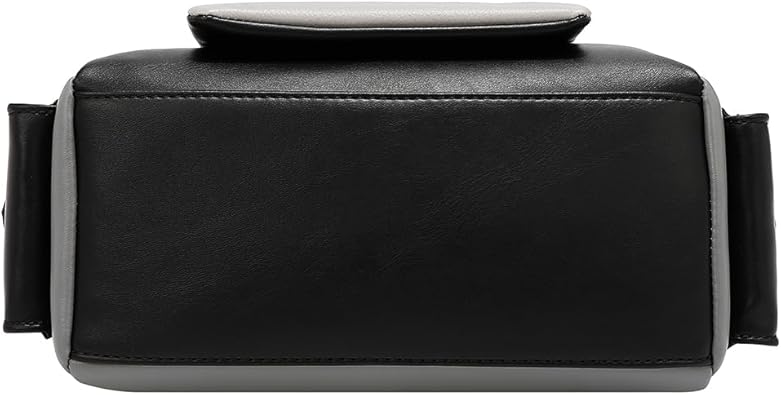 ESSENCE OF YOU SHOULDER BAG
